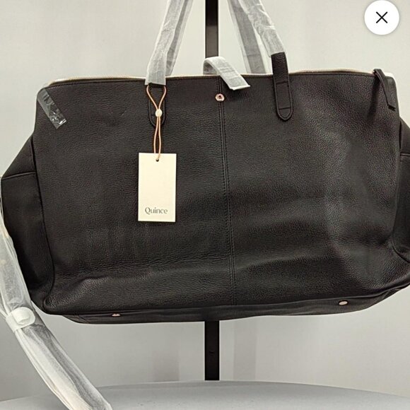 New !Quince Luxury Italian Leather Triple Compartment Black Weekender Bag Unisex - Picture 7 of 7